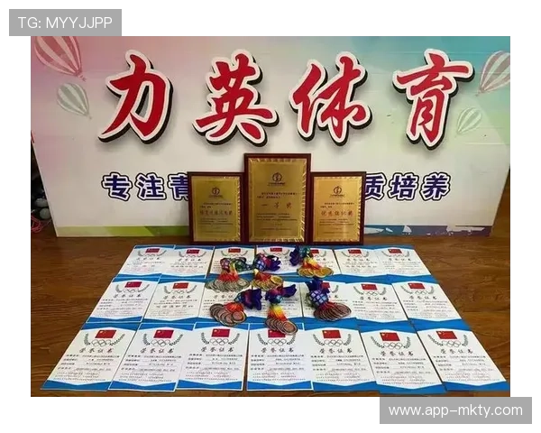 世界跆拳道联盟推出“白色卡片”制度，对赛场上展现卓越体育精神的选手给予即时表彰